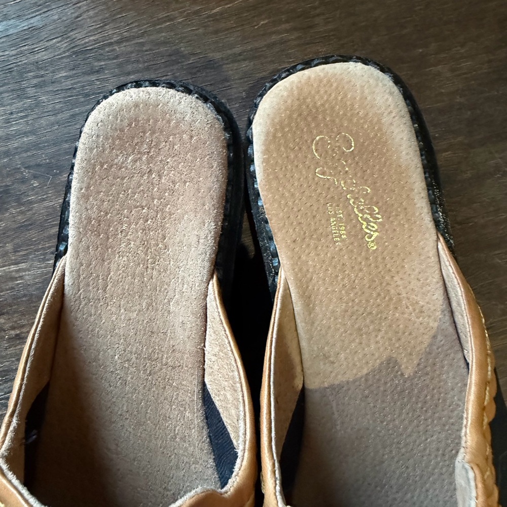 ANTHROPOLOGIE Seychelles Stand Tall Slip-On Flats Black Platform Mules‎ Clogs 7 - Picture 11 of 13